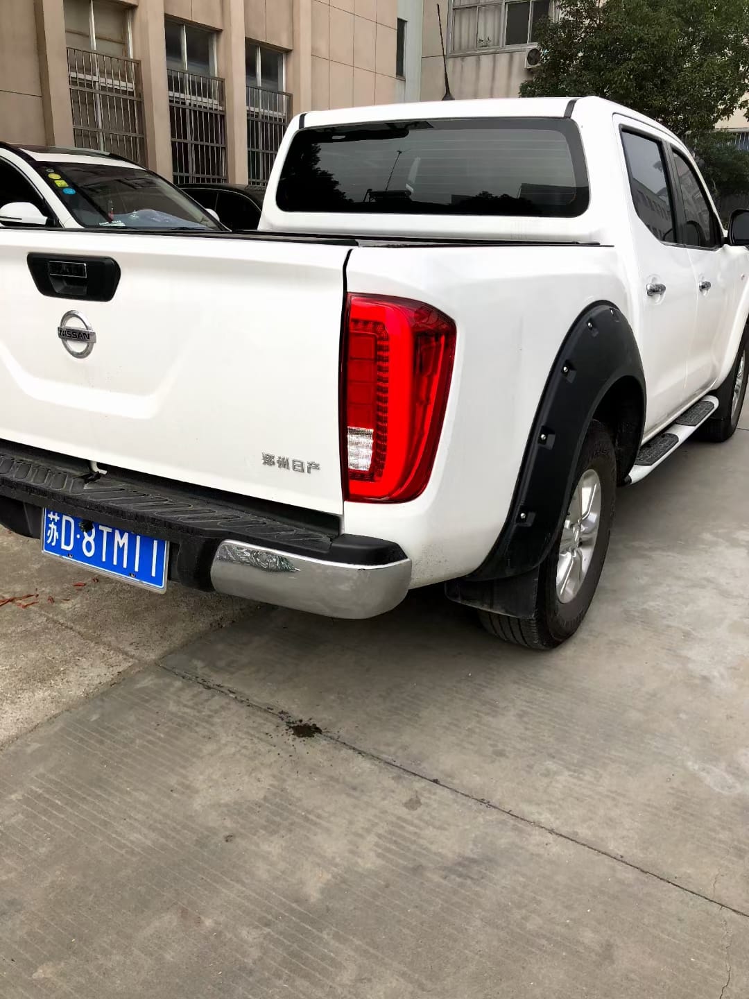 Nissan Navara Tail Lights 2016+ Set