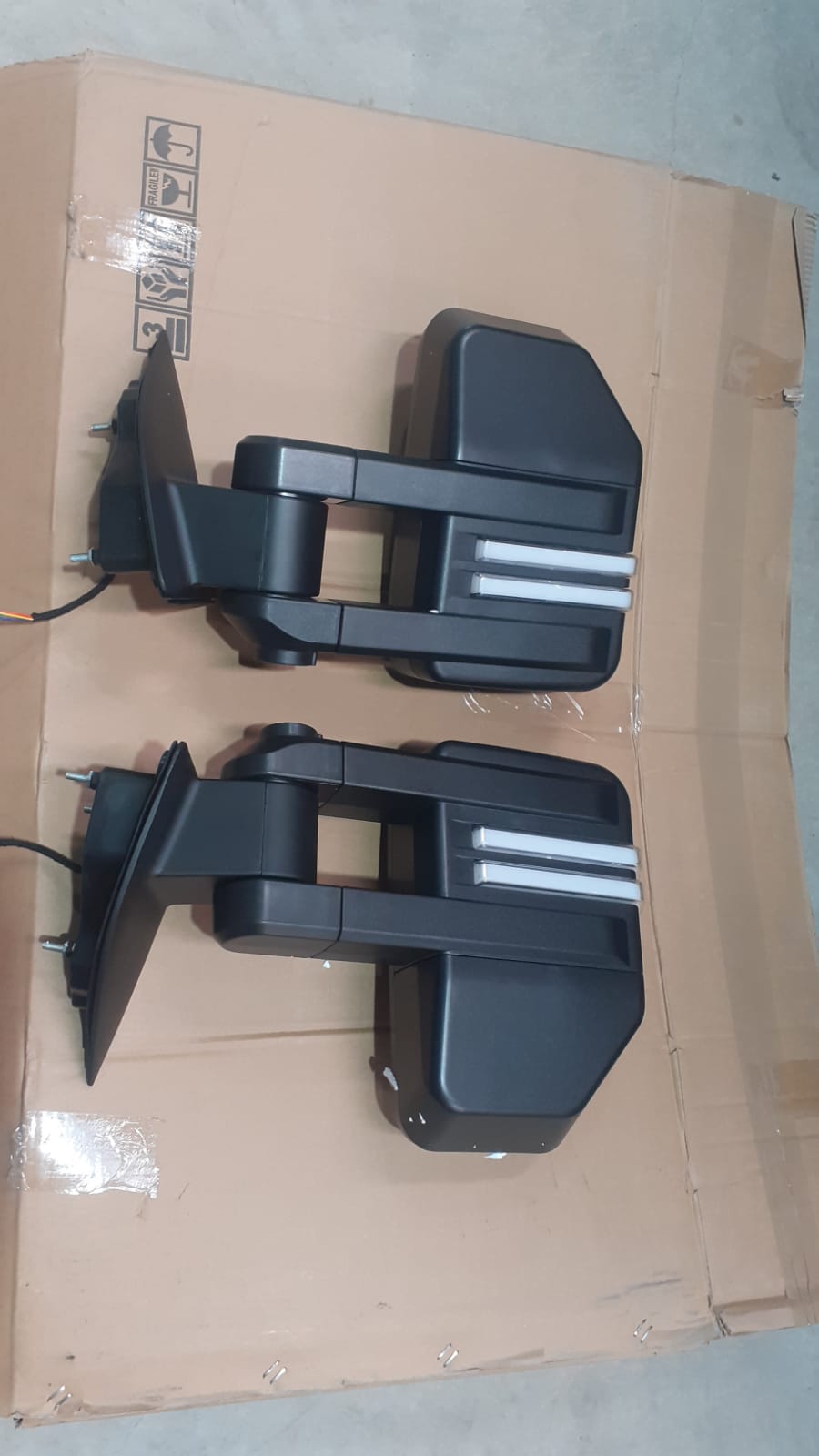 Ford Ranger 2012+ Extended Towing Mirrors
